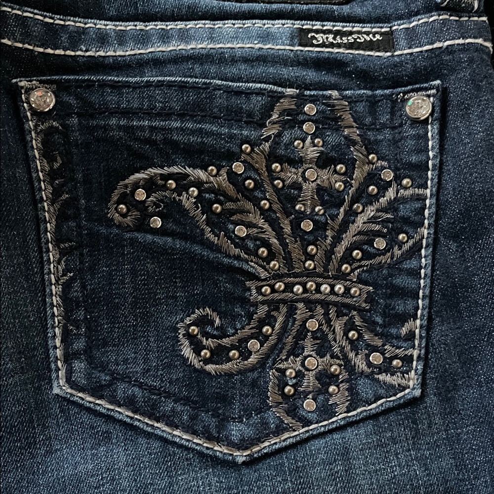 Miss Me jeans Size 31 Boot Cut - Picture 3 of 13
